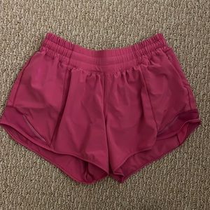 Lululemon Hotty Hot shorts!